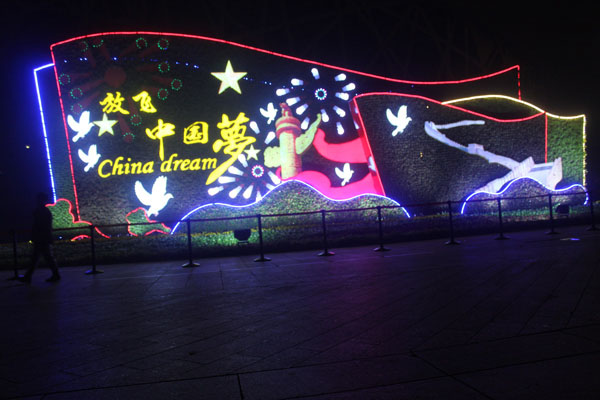 選擇金華發(fā)光字時(shí)，應(yīng)考慮哪些因素